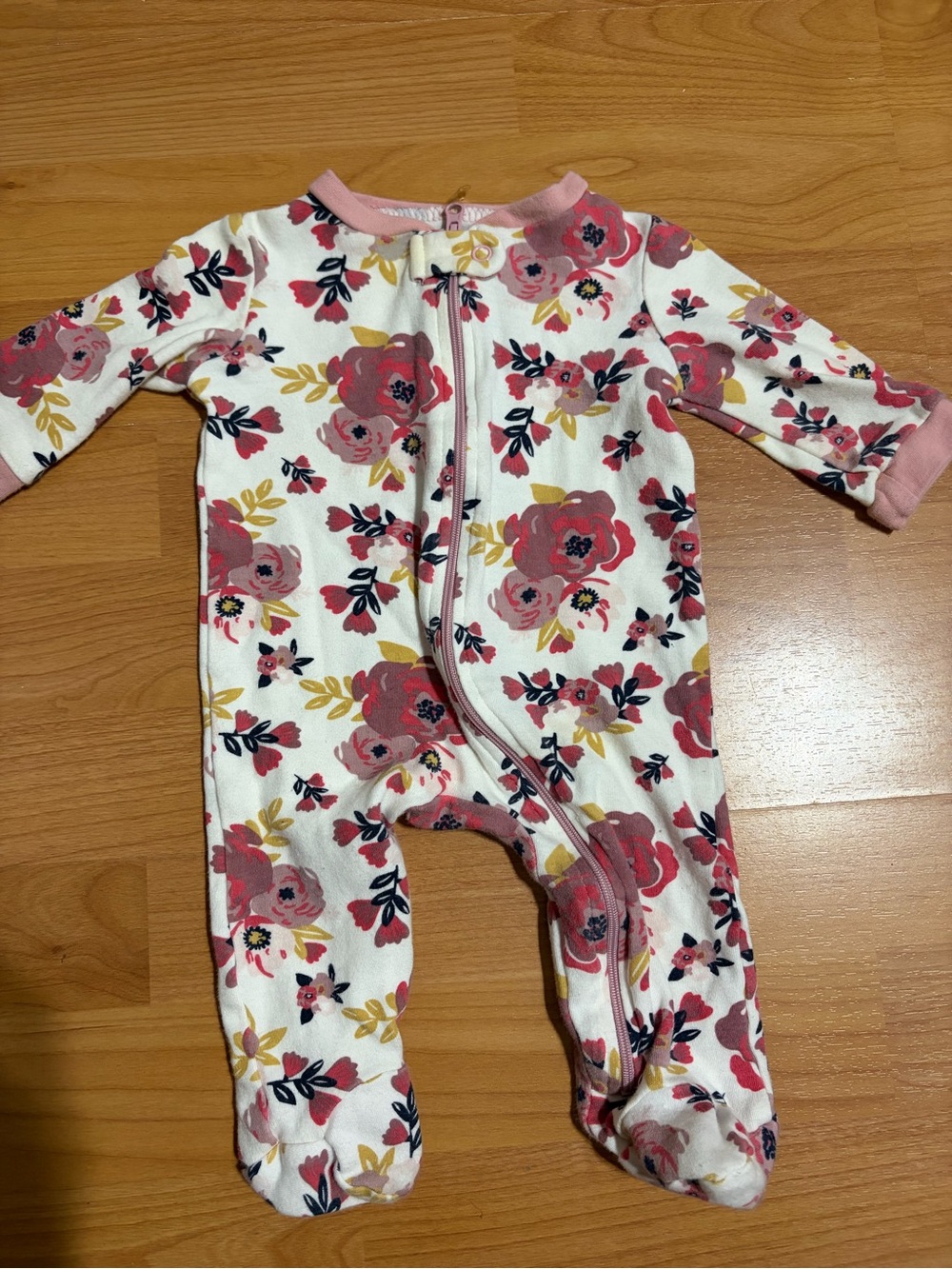 chick pea - GREAT CONDITION Pink, Yellow & White Floral Zip Footed One-Piece